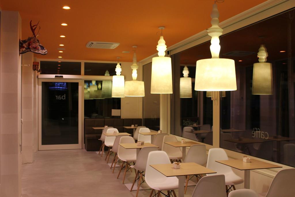 Hotel Alex Lignano Sabbiadoro Esterno foto